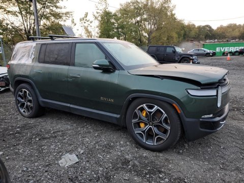 2023 Rivian R1S LAUNCH EDITION in Green - Front Three-Quarter View - BidGoDrive Inventory