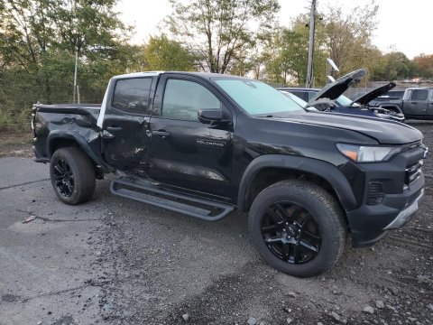 2023 Chevrolet Colorado TRAIL BOSS in Black - Front Three-Quarter View - BidGoDrive Inventory