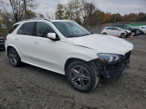 2022 Mercedes-benz GLE 450 4MATIC in White - Front Three-Quarter View - BidGoDrive Inventory