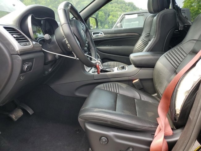 Salvage 2021 Jeep Grand Cherokee Trackhawk in Black