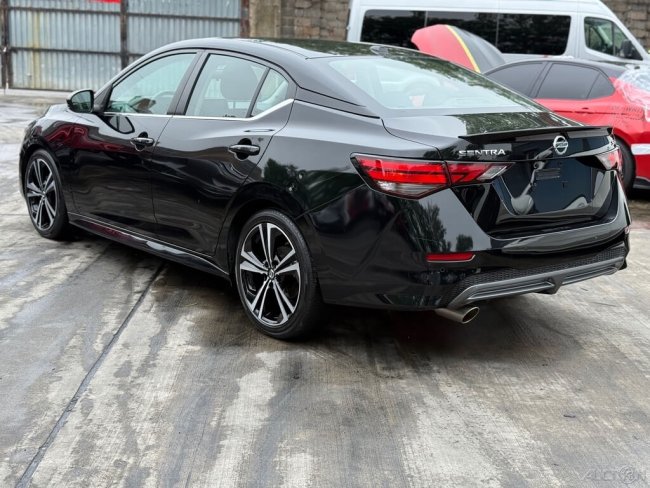 Salvage 2021 Nissan Sentra Sr in Black