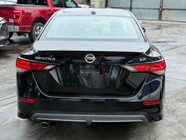 Salvage 2021 Nissan Sentra Sr in Black