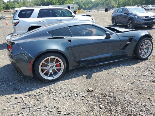 Salvage 2019 Chevrolet Corvette Grand Sport 2lt in Gray