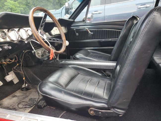 Salvage 1966 Ford Mustang  in Red