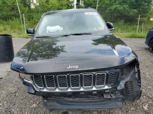Salvage 2023 Jeep Grand Cherokee Limited 4xe in Black