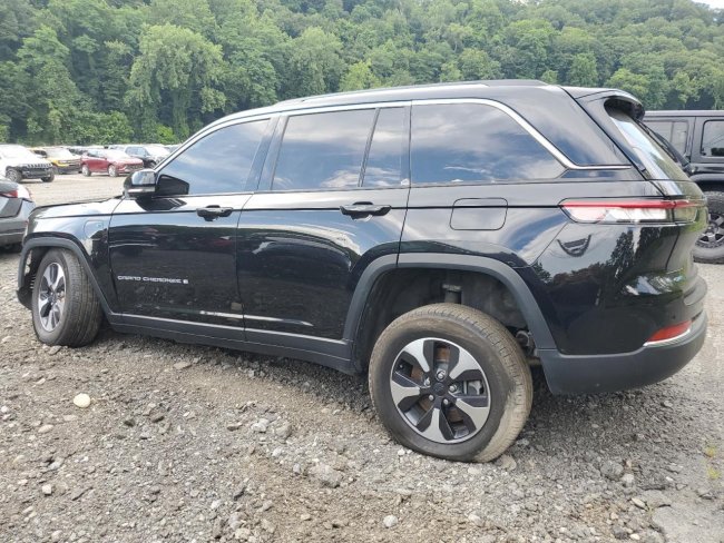 Salvage 2023 Jeep Grand Cherokee Limited 4xe in Black