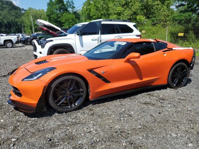 Salvage 2019 Chevrolet Corvette Stingray Z51 1lt in Orange