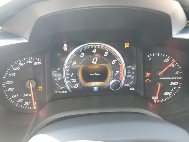 Salvage 2019 Chevrolet Corvette Stingray Z51 1lt in Orange
