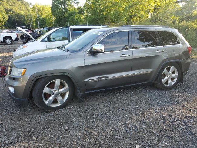 Salvage 2013 Jeep Grand Cherokee Overland in Gray