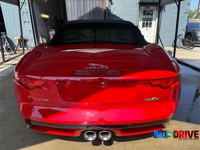Salvage 2016 Jaguar F Type S in Red