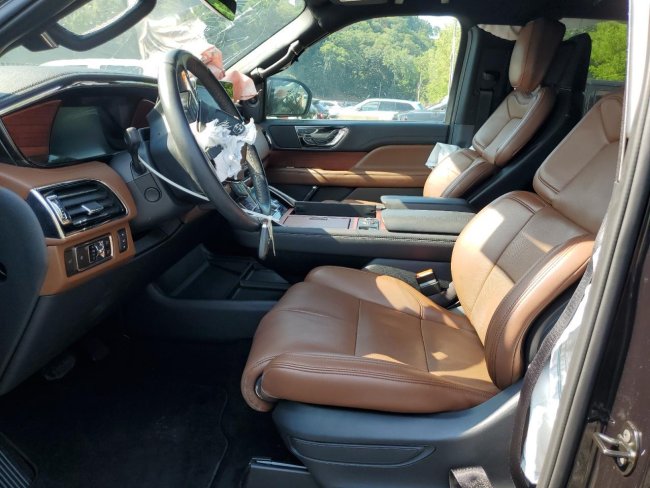 Salvage 2024 Lincoln Navigator L Reserve in Black