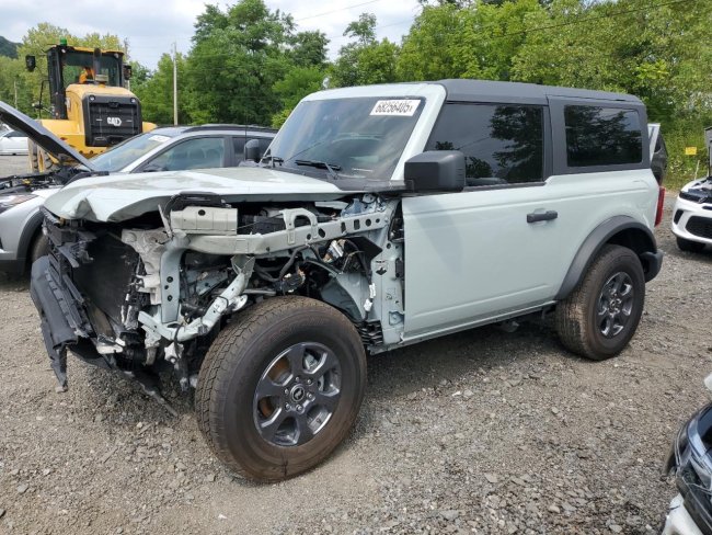 Salvage 2024 Ford Bronco  in Gray
