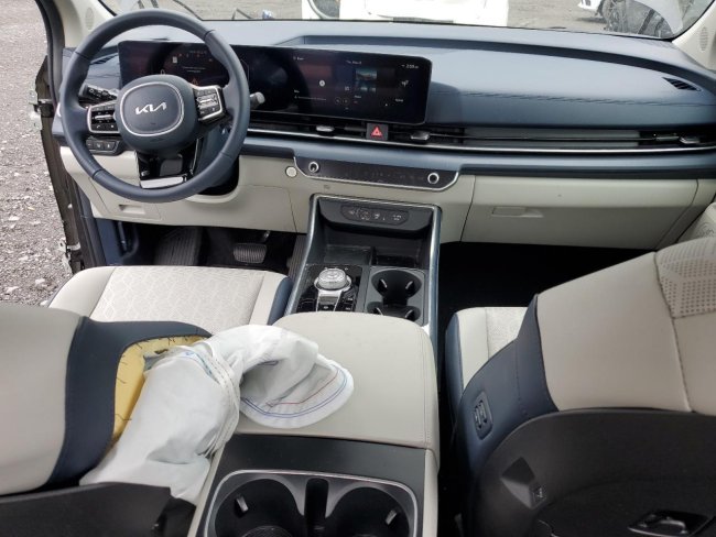 Salvage 2025 Kia Carnival Sx in Gray