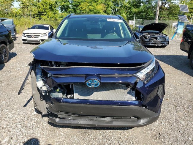 Salvage 2024 Toyota Rav4 Xle in Black