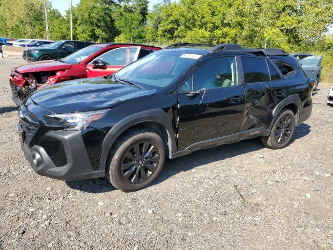 Salvage 2024 Subaru Outback Onyx Edition in Black