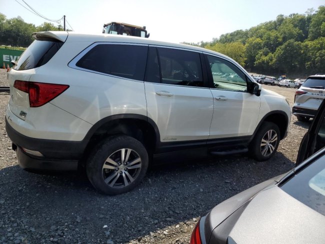 Salvage 2018 Honda Pilot Braunability in White
