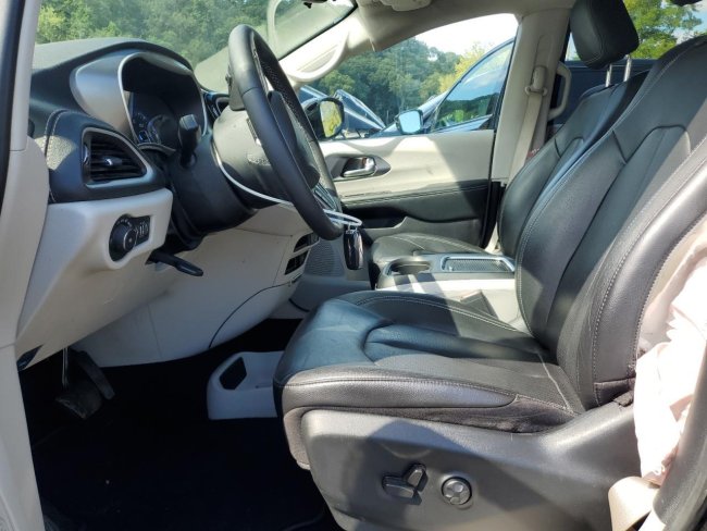 Salvage 2022 Chrysler Pacifica Touring L in Blue