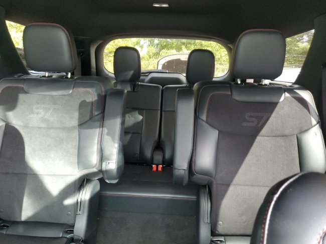 Salvage 2025 Ford Explorer St in Black