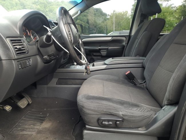 Salvage 2014 Nissan Armada  in Black