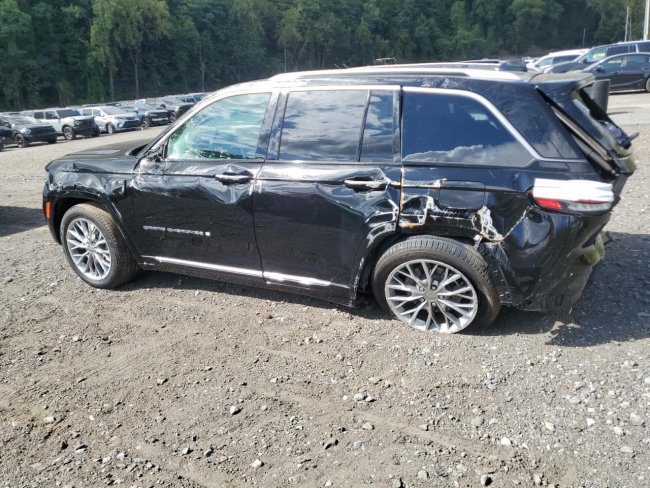 Salvage 2023 Jeep Grand Cherokee Summit 4xe in Black