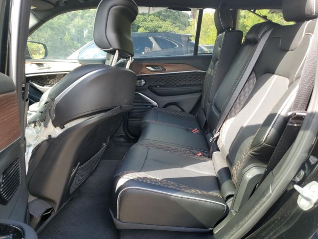 Salvage 2023 Jeep Grand Cherokee Summit 4xe in Black