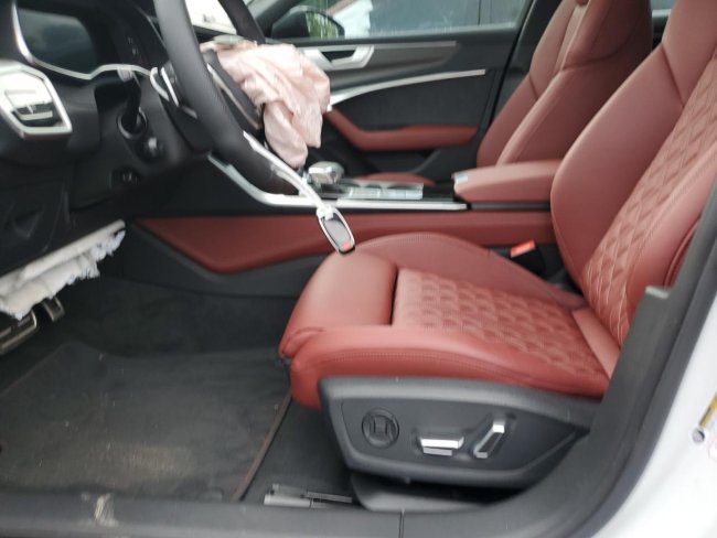 Salvage 2025 Audi S6 Prestige in White