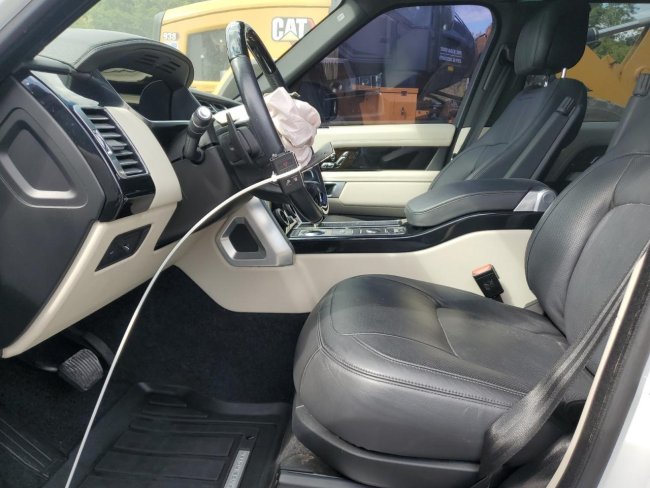 Salvage 2019 Land Rover Range Rover Hse in White