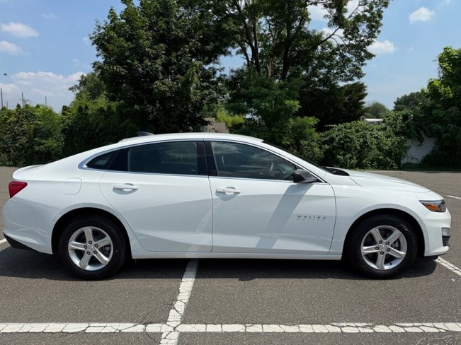 Salvage 2024 Chevrolet Malibu Ls Fleet in White