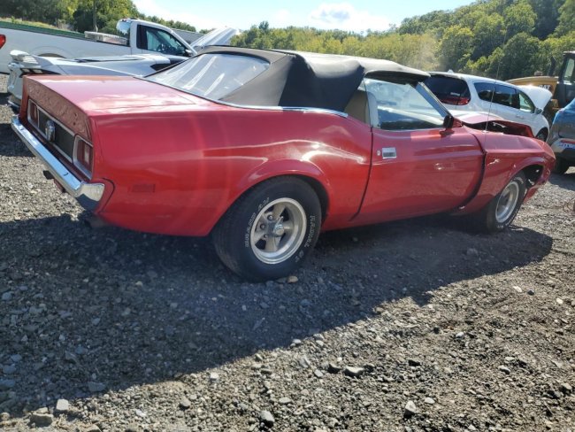 Salvage 1973 Ford Mustang  in Red