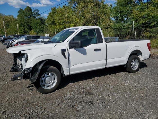 Salvage 2023 Ford F150  in White