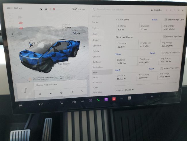 Salvage 2024 Tesla Cybertruck  in Gray