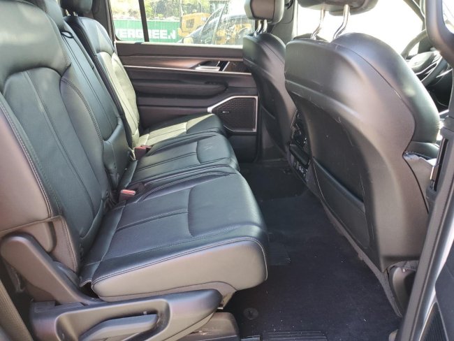 Salvage 2024 Jeep Wagoneer L Series Ii in White