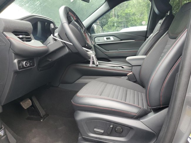Salvage 2025 Ford Explorer St-line in Gray