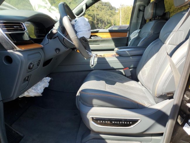 Salvage 2022 Jeep Grand Wagoneer Series Iii in Black