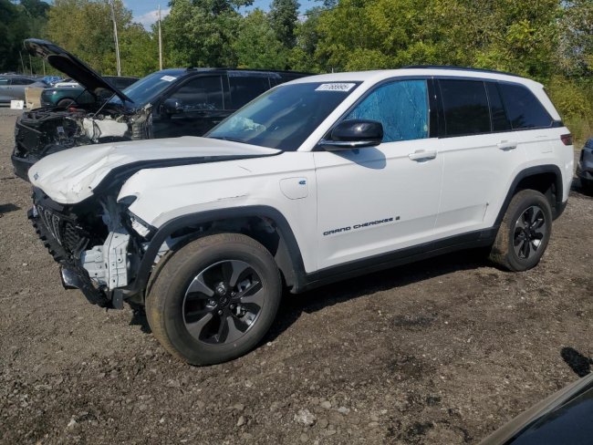 Salvage 2023 Jeep Grand Cherokee Limited 4xe in White