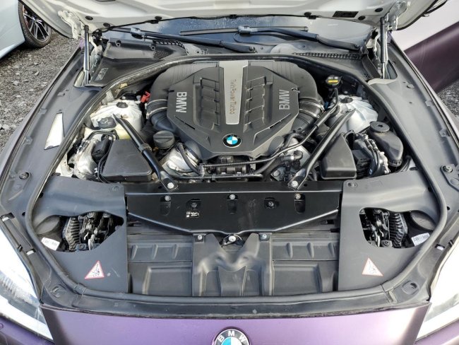 Salvage 2016 Bmw 650i  in Purple