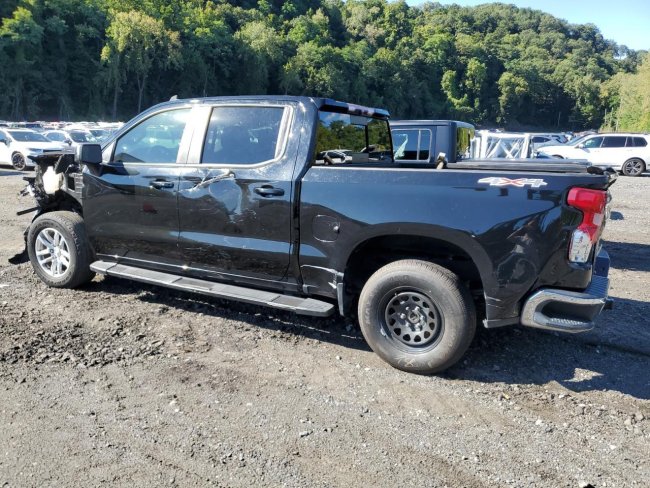 Salvage 2020 Chevrolet Silverado  in Black