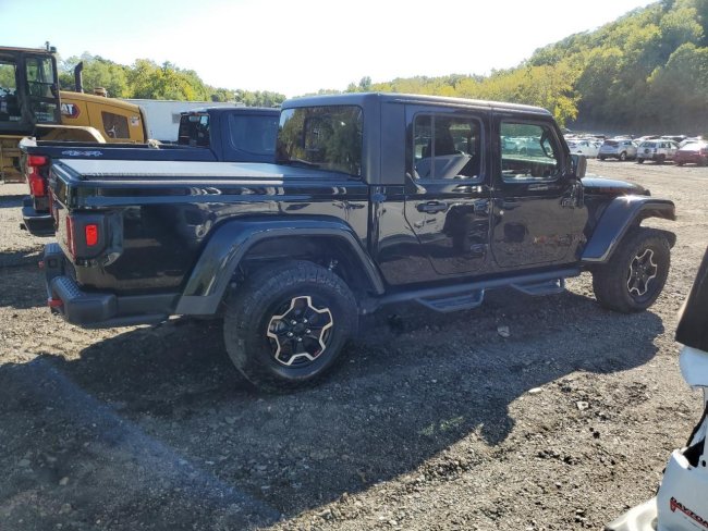 Salvage 2022 Jeep Gladiator Rubicon in Black