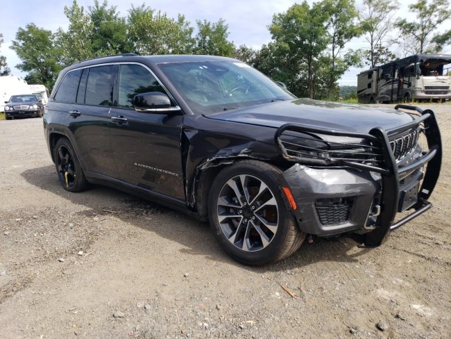 Salvage 2022 Jeep Grand Cherokee Overland in Gray