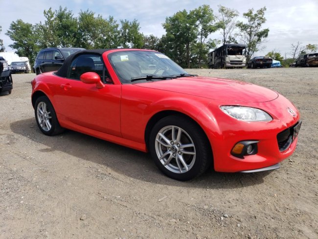 Salvage 2014 Mazda Mx-5 Miata Sport in Red