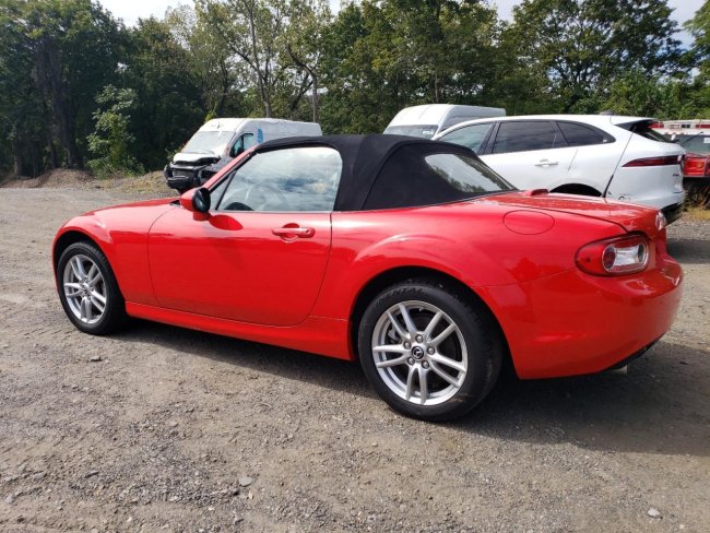 Salvage 2014 Mazda Mx-5 Miata Sport in Red