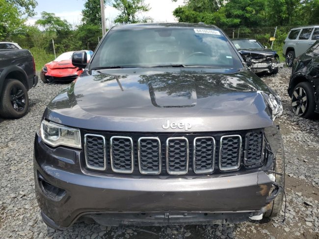 Salvage 2021 Jeep Grand Cherokee Laredo in Gray
