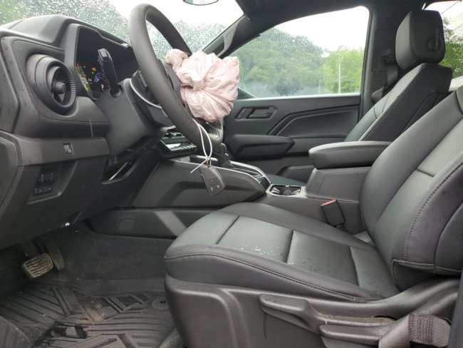 Salvage 2024 Chevrolet Colorado Trail Boss in Burgundy