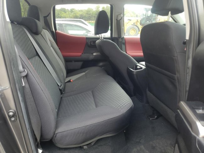 Salvage 2023 Toyota Tacoma  in Gray