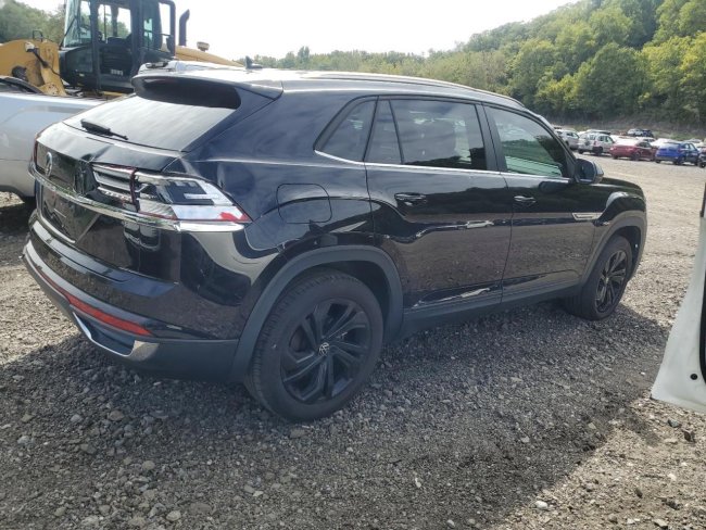 Salvage 2023 Volkswagen Atlas Cross Sport Se in Black
