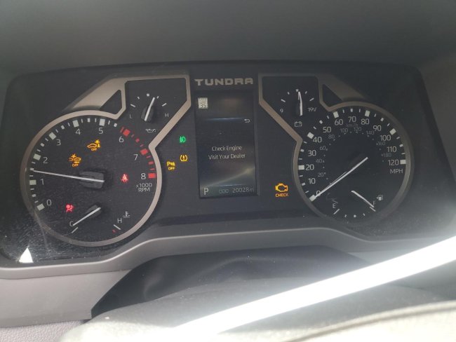 Salvage 2022 Toyota Tundra Limited in Silver