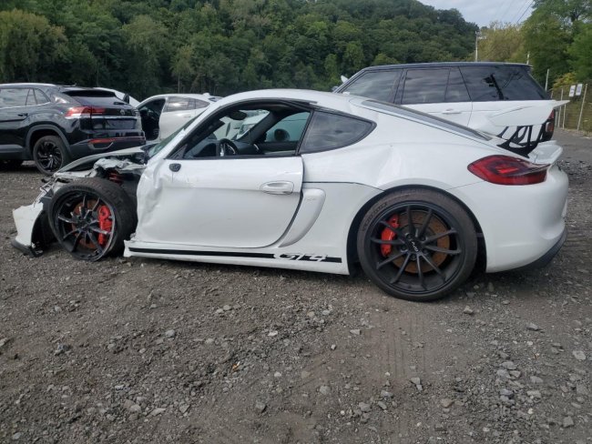 Salvage 2016 Porsche Cayman Gt4 in White