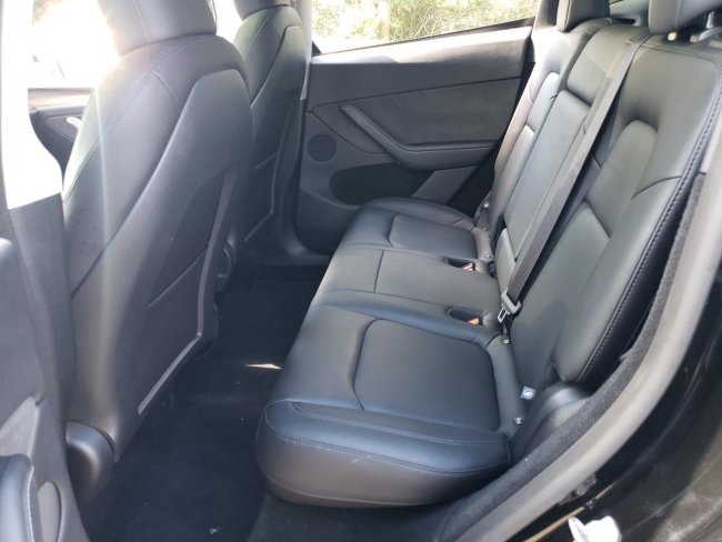 Salvage 2024 Tesla Model Y  in Black