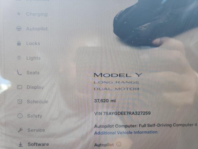 Salvage 2024 Tesla Model Y  in Black