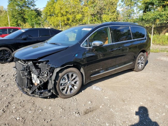 Salvage 2025 Chrysler Pacifica Hybrid Pinnacle in Black